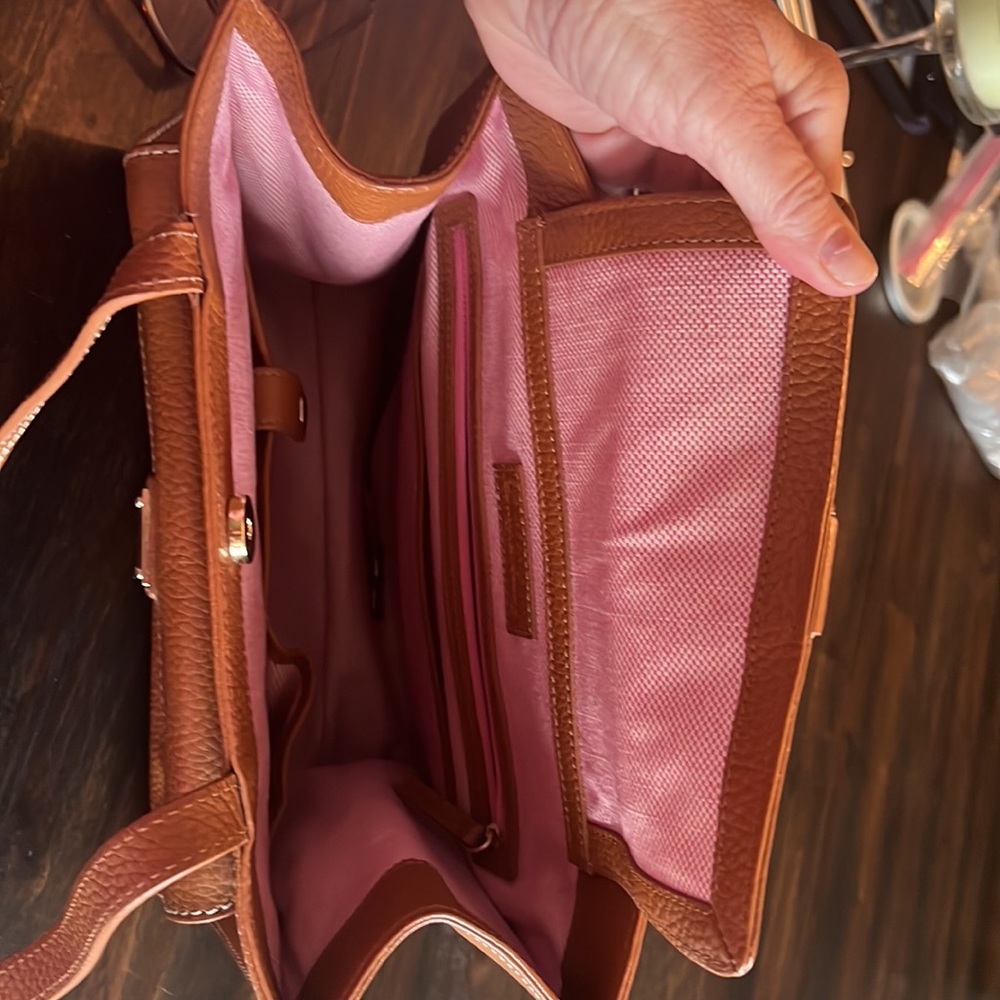 Dooney & Bourke Purse - Picture 4 of 4
